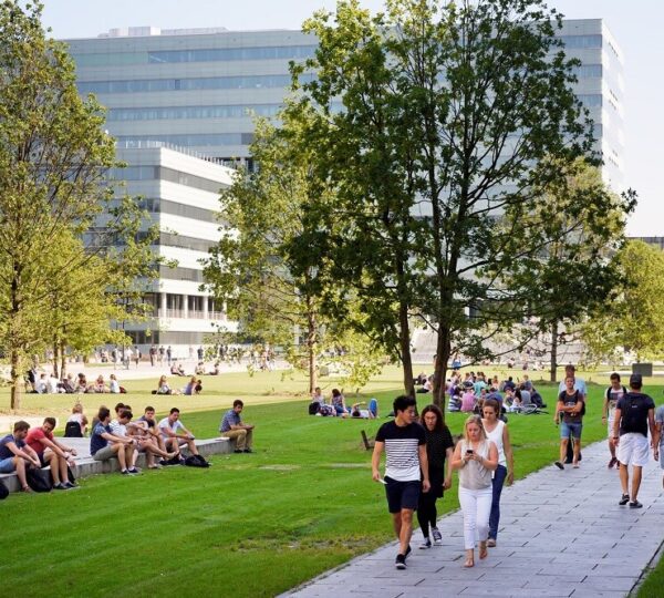 Eindhoven Teknik Üniversitesi 4 Eindhoven Teknik Üniversitesi