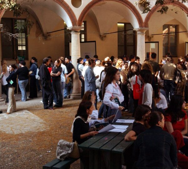 Pavia Üniversitesi 1 Pavia Üniversitesi
